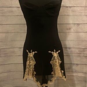 NWOT: Victoria’s Secret Teddy - Black and Cream Lace, Med. Never worn.